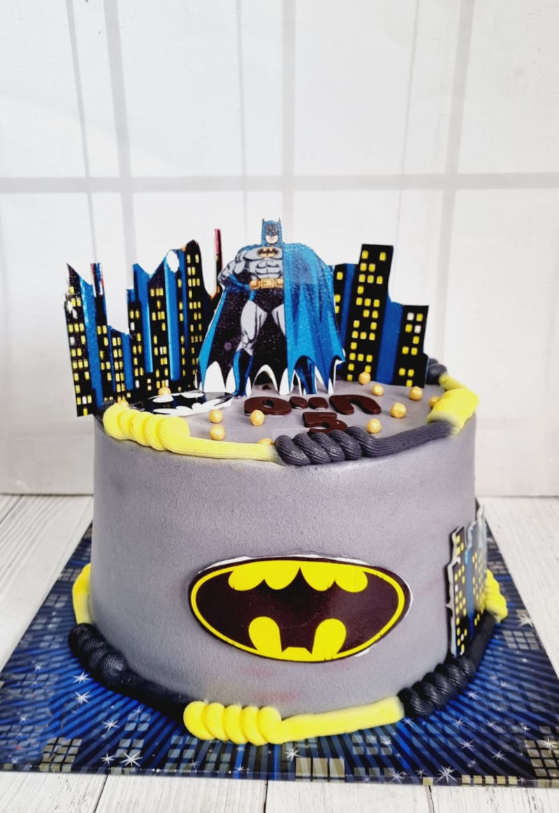 עוגת גיבורי על באטמן