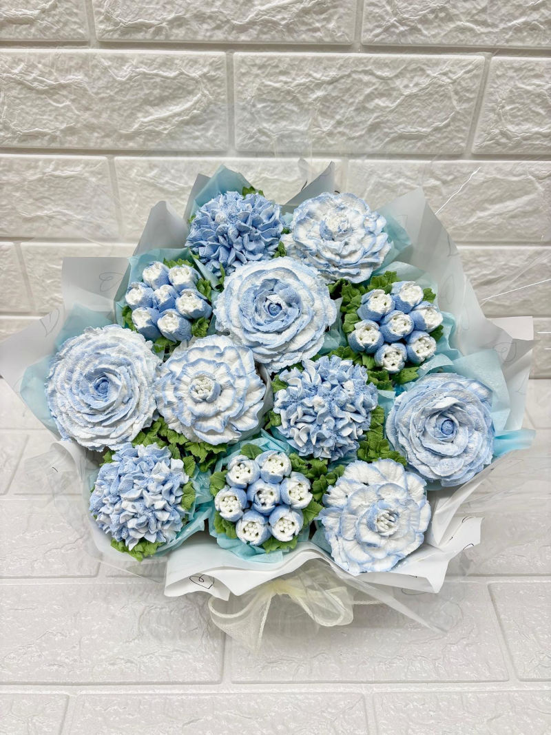 מארז זר פרחים מתוקים