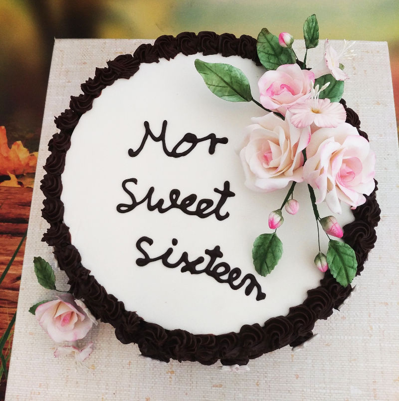 עוגת יום הולדת sweet sixteen