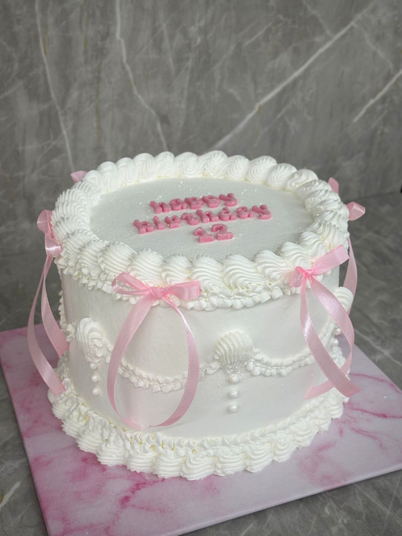 עוגה מעוצבת לבת מצווה