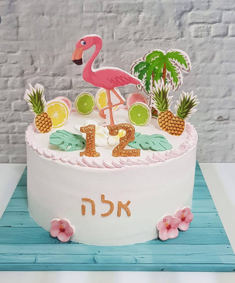 עוגה מעוצבת עם פלמינגו לבת מצווה