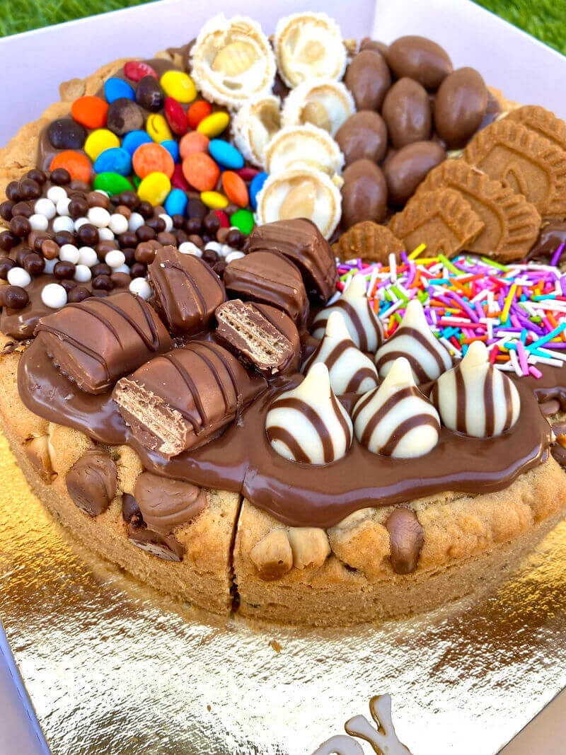 עוגה עוגיית שוקולד ציפס ענקית בטעמים