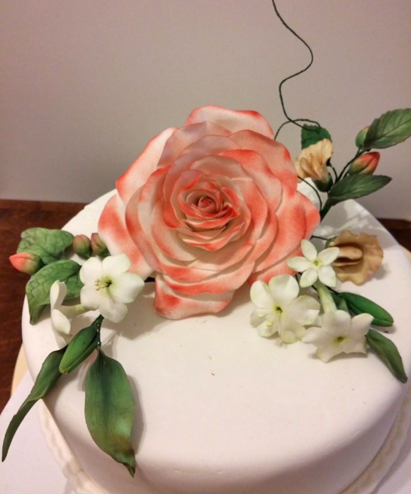 עוגה פרחים ליום נישואים