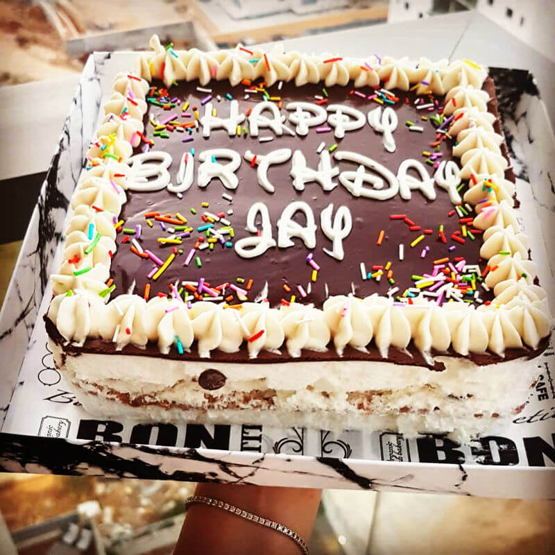 עוגת ביסקוויטים מעוצבת ליום הולדת
