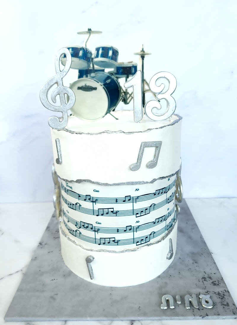 עוגת בר מצווה מוזיקלית