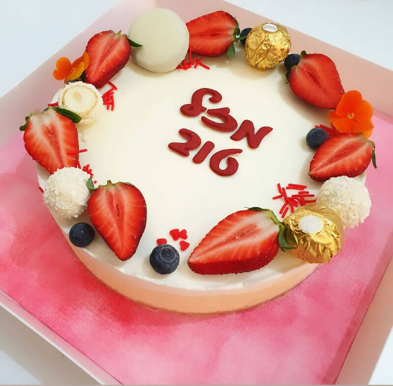 עוגת גבינה אפויה ליום הולדת