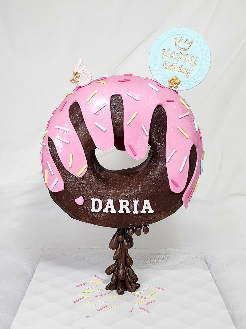 עוגת דונאט מפוסלת