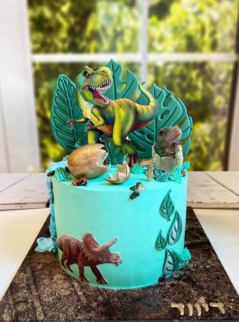 עוגת דינוזאורים מעוצבת פרווה