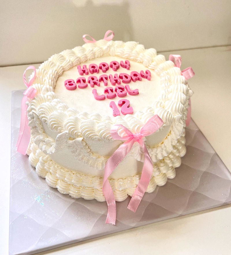 עוגת זילוף וינטאג לבת מצווה