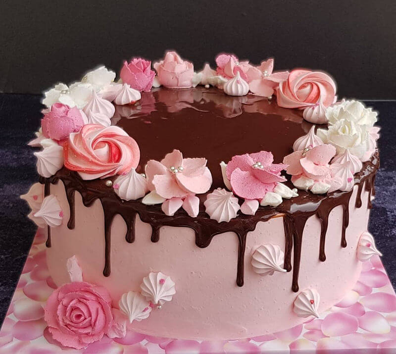 עוגת זילוף ליום הולדת בנות