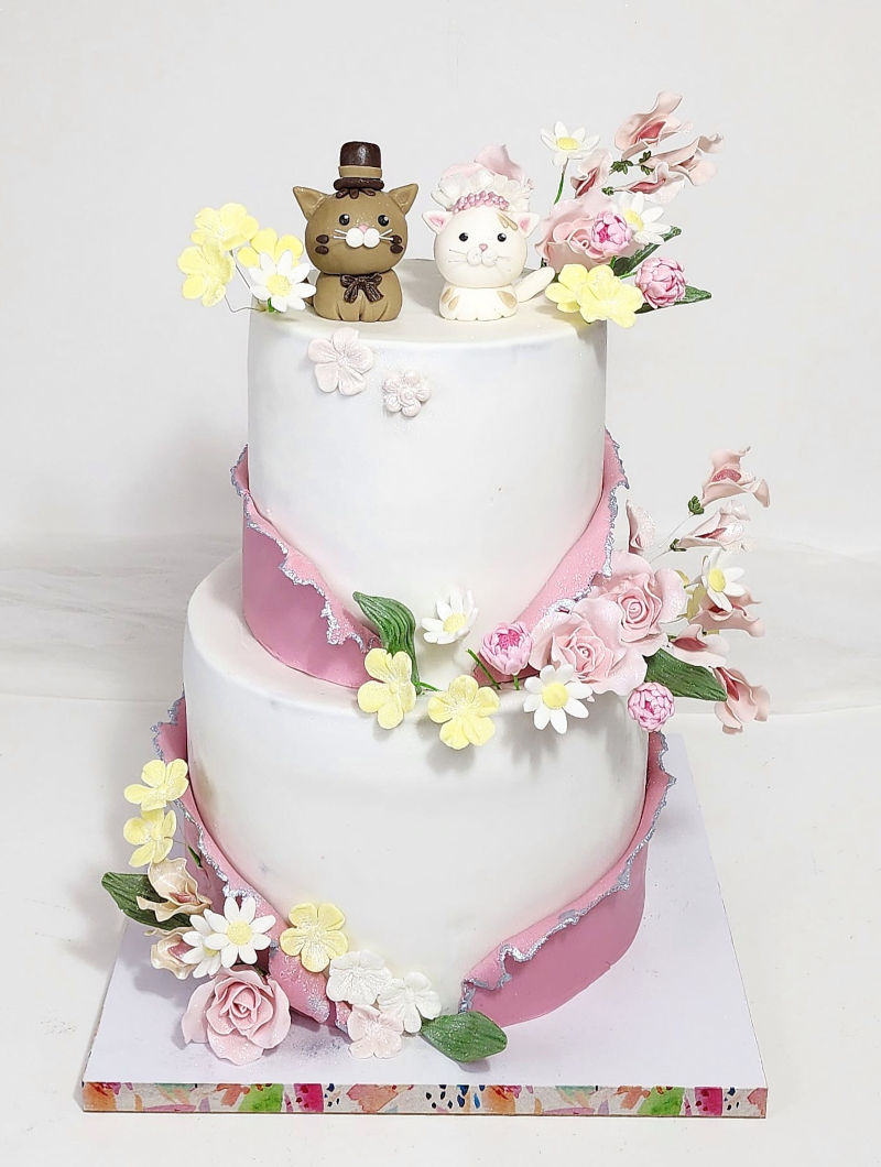 עוגת חתונה מבצק סוכר