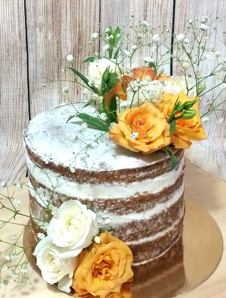 עוגת חתונה עירומה Naked Cake