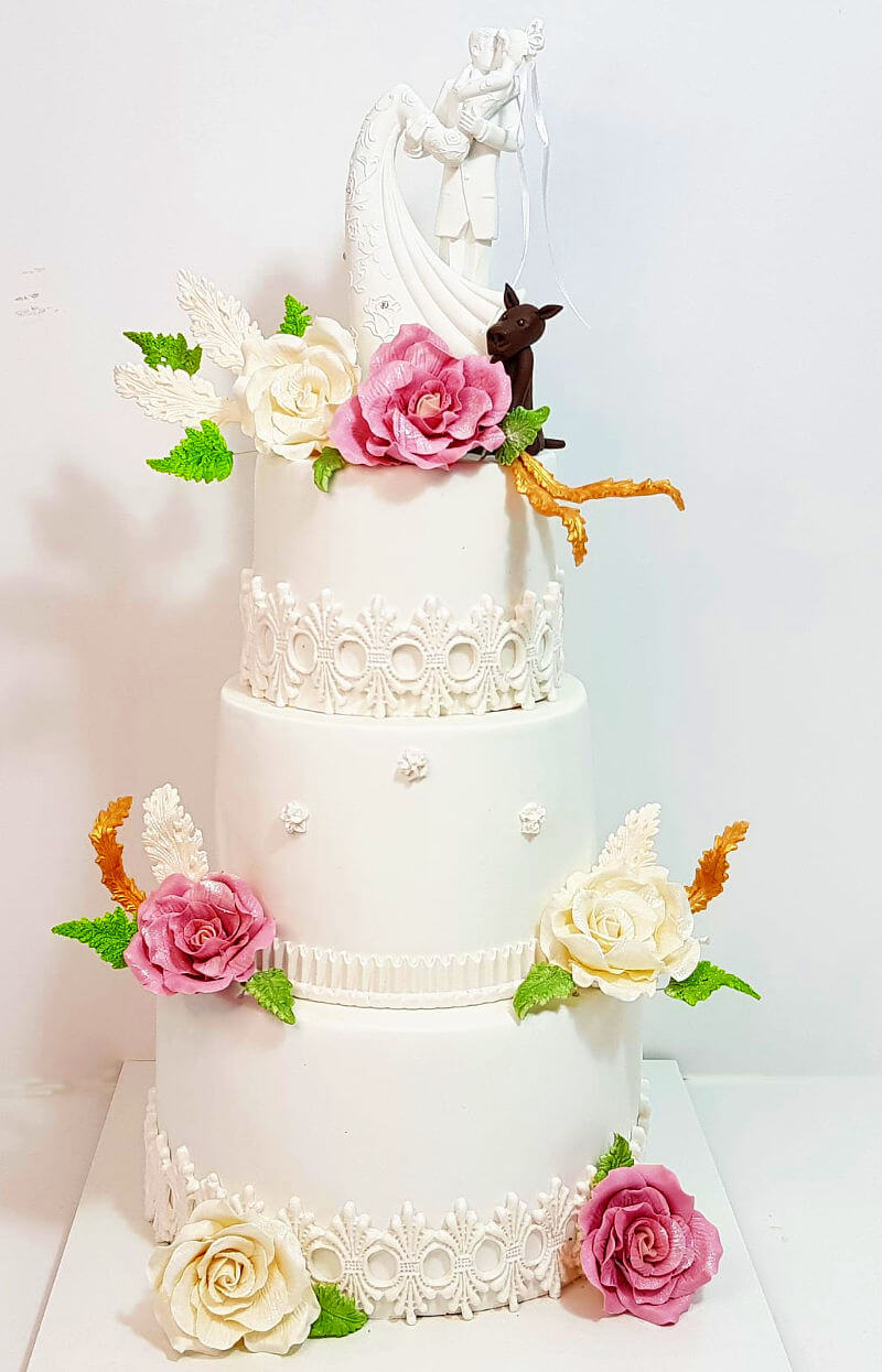 עוגת חתונה עם כשרות