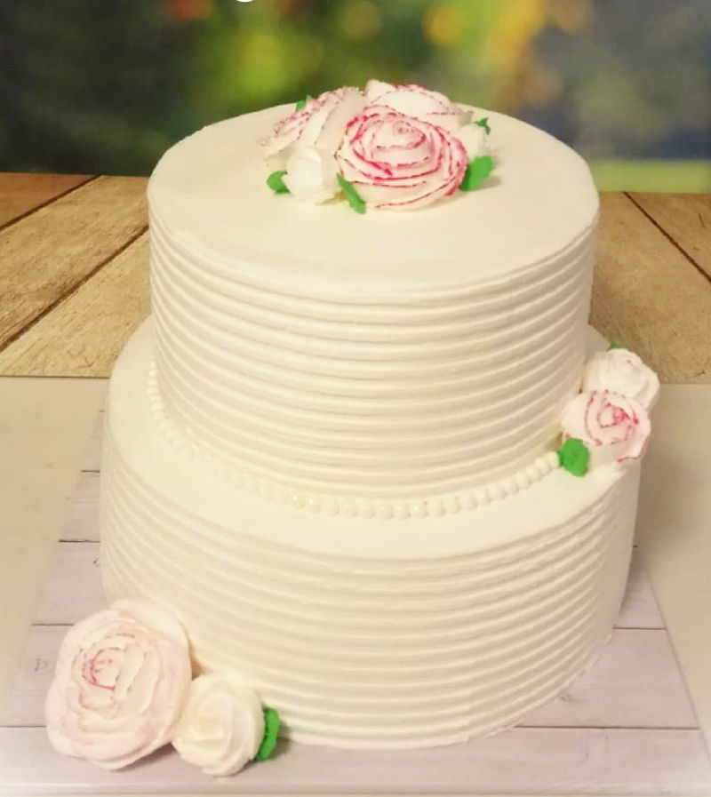 עוגת חתונה קלאסית מפוארת