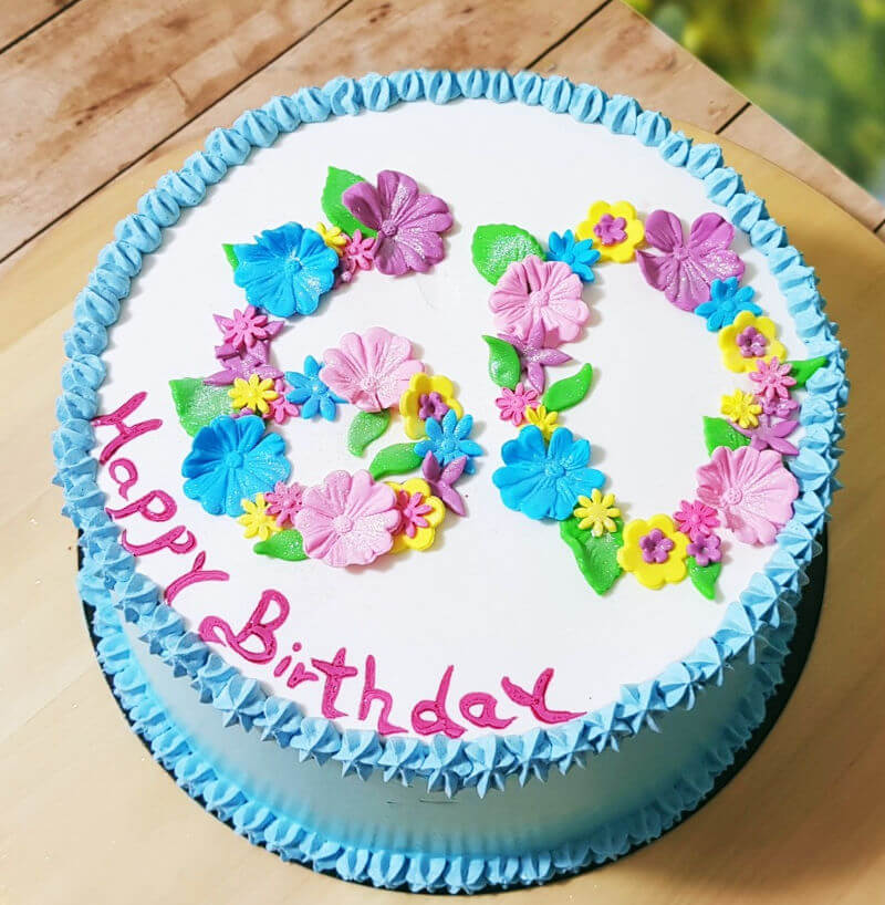 עוגת יום הולדת 60 מעוצבת