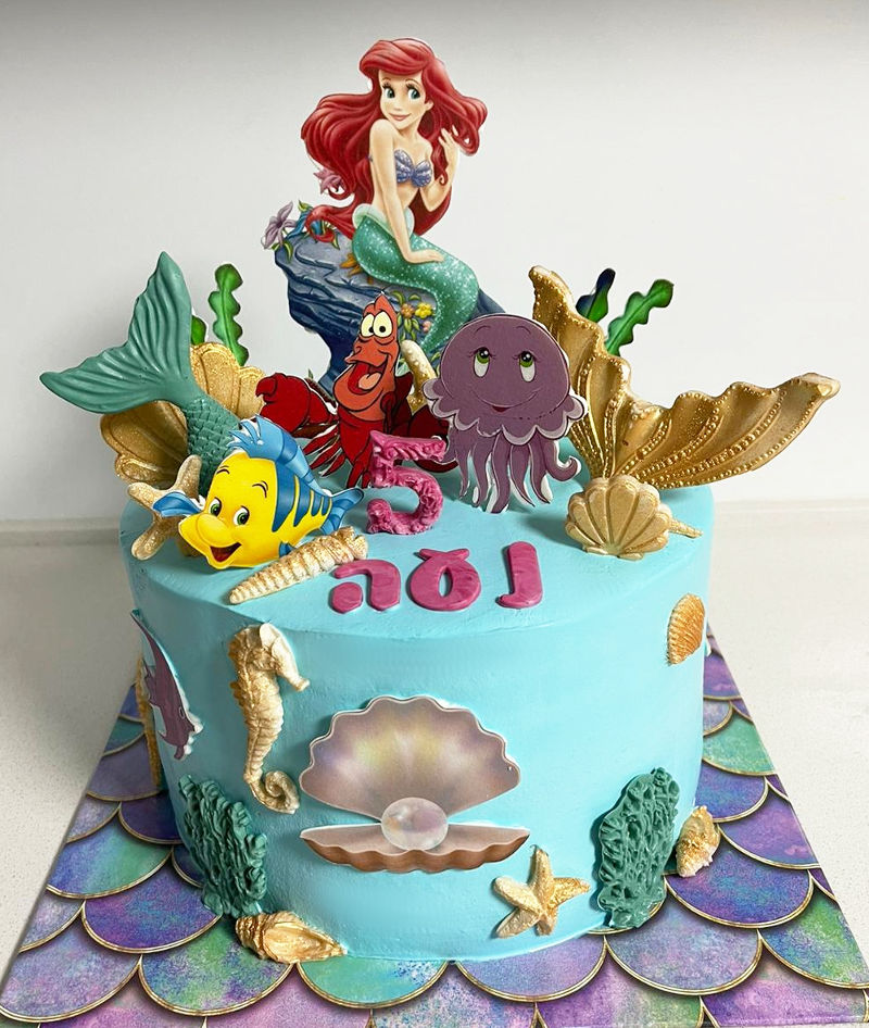 עוגת יום הולדת בת הים הקטנה