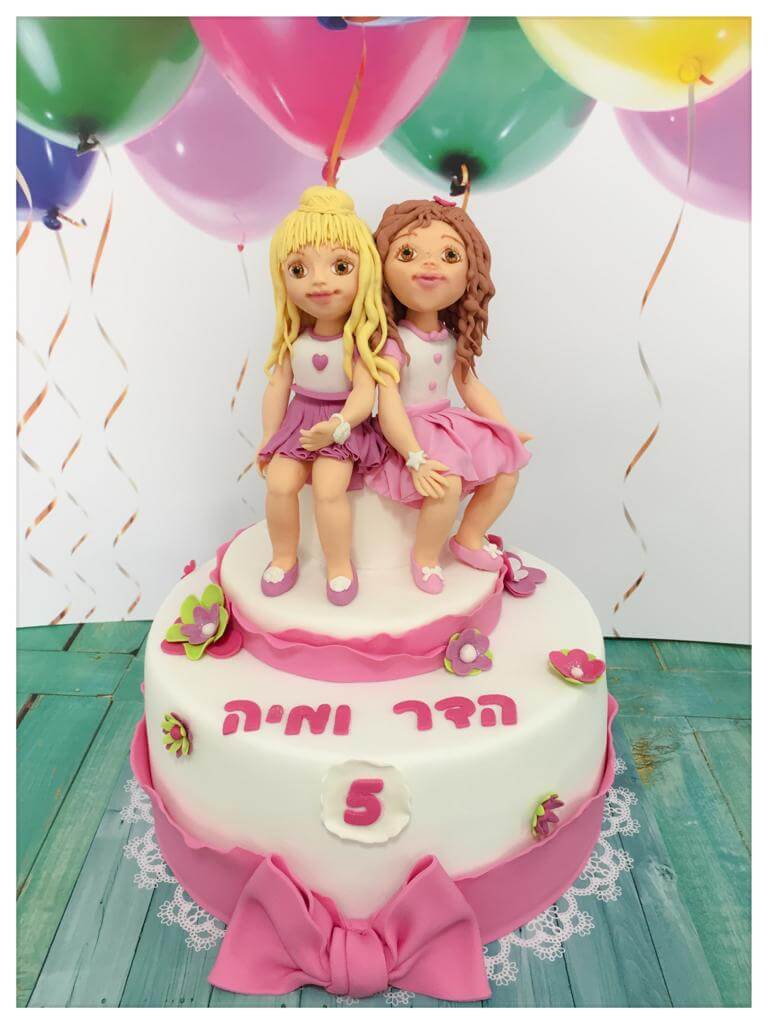 עוגת יום הולדת לשתי בנות