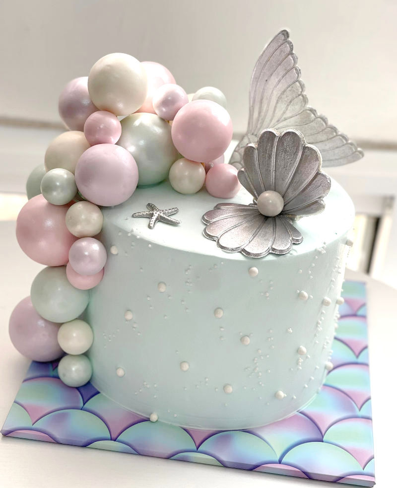 עוגת יום הולדת קלאסית בעיצוב בת הים 