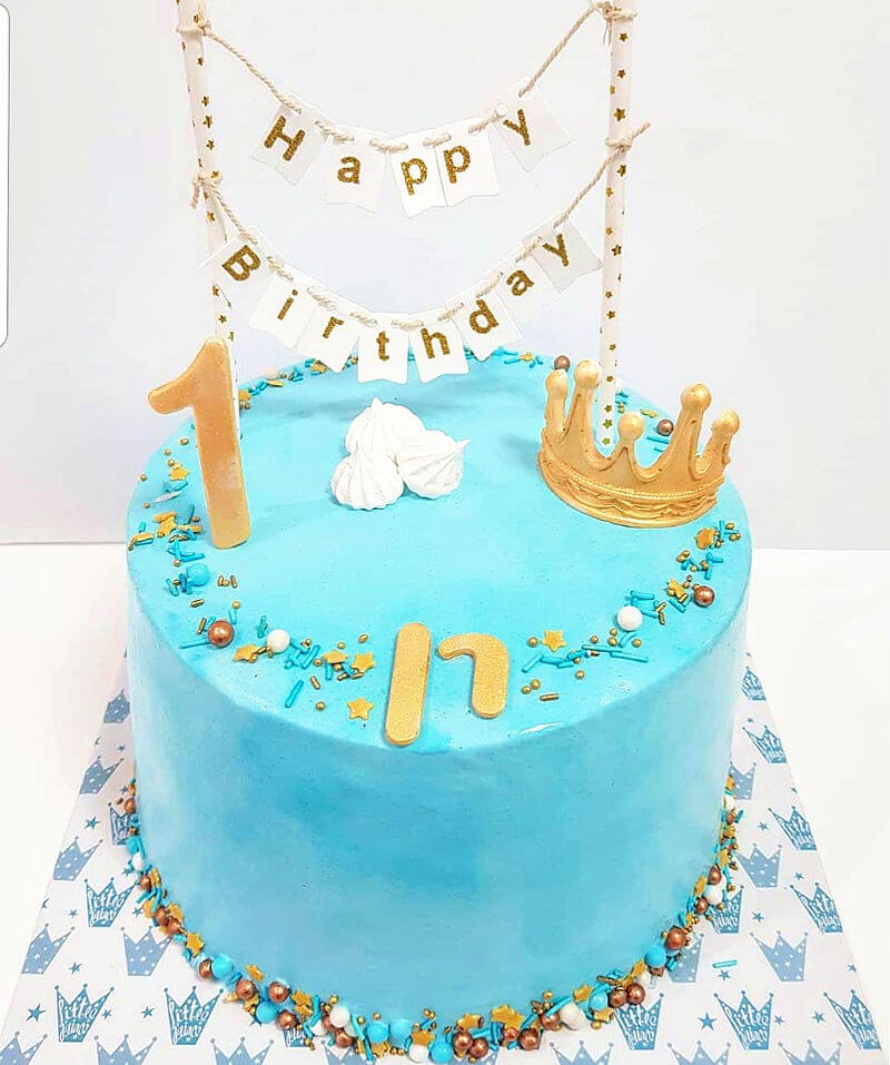 עוגת יום הולדת שנה לבן