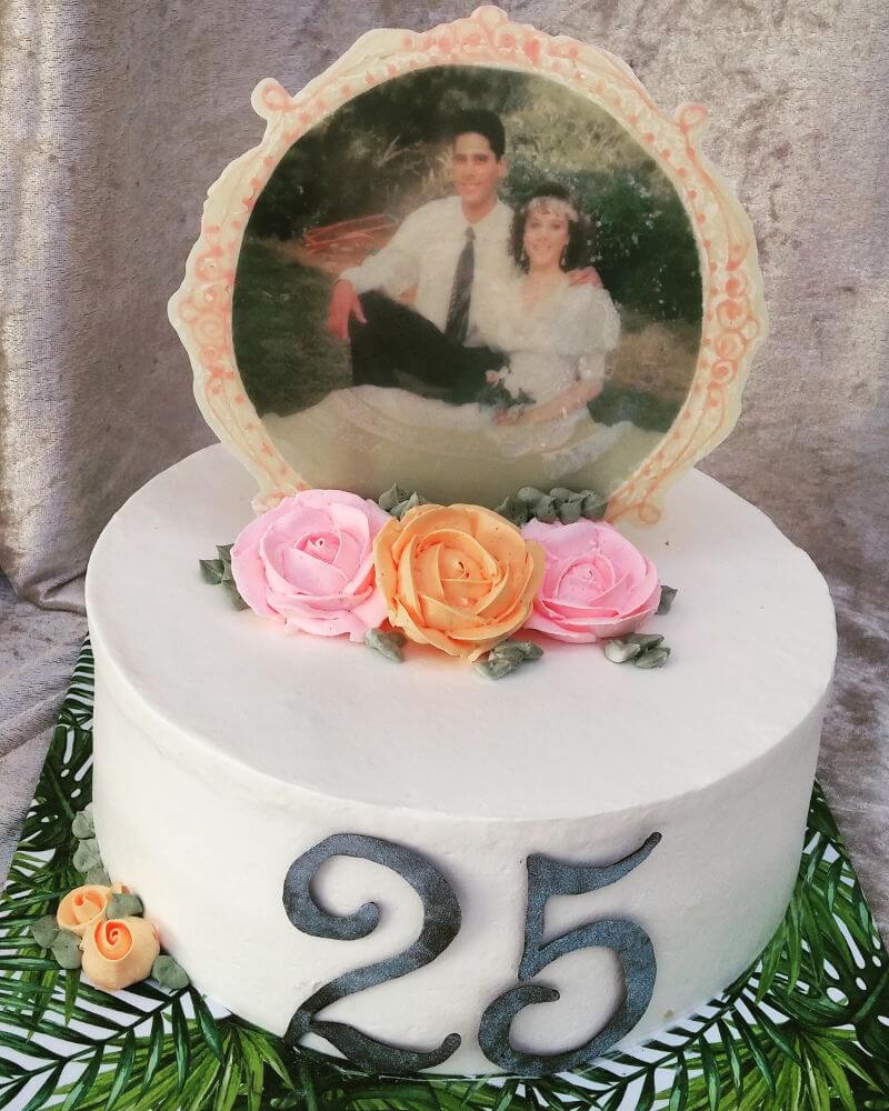 עוגת יום נישואים עם תמונה
