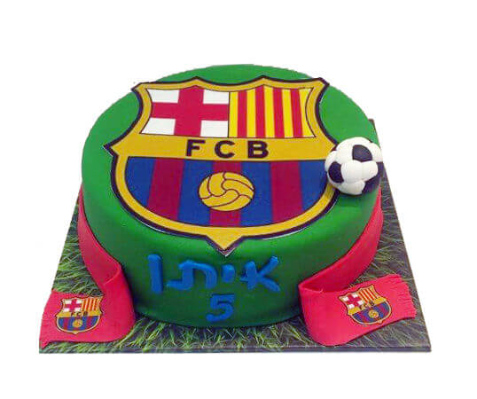 עוגת כדורגל בעיצוב ברצלונה