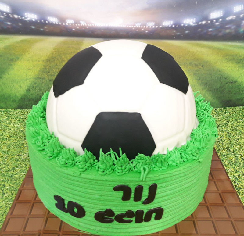 עוגת כדורגל מעוצבת