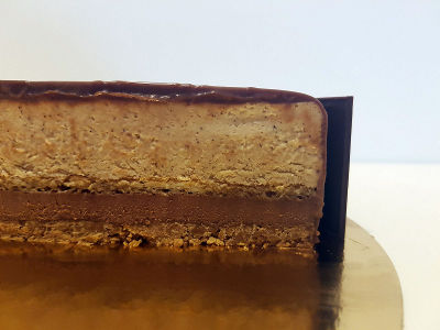 עוגת מוס שוקולד וקפה חתך