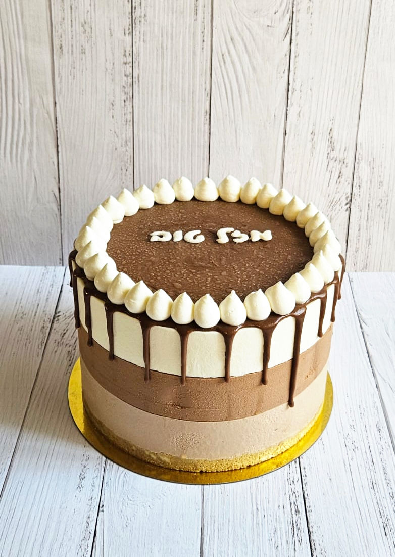 עוגת מוסים טריקולדת